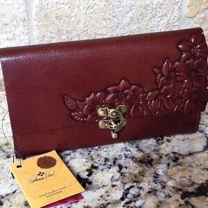 Patricia Nash Tooled Terresa Wallet